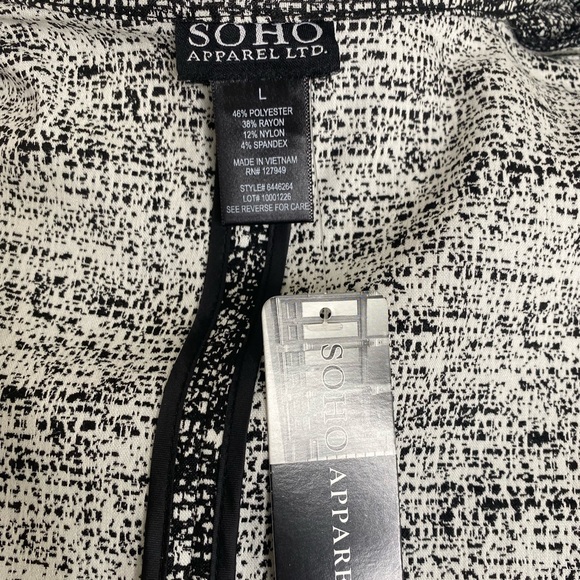 Soho Apparel black and white print blazer size L - Picture 4 of 4